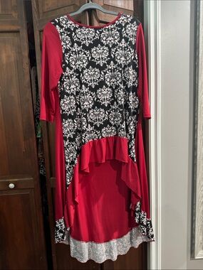 Nuggles Red & Black Damask High-Low Tunic Dress